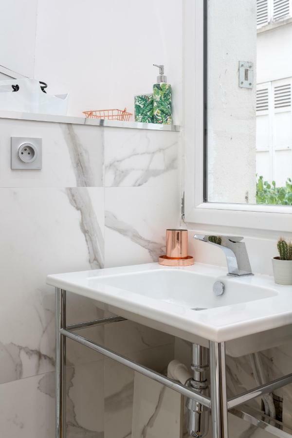 Ferienwohnung Studio d'architecte au pied de Tour Eiffel  Paris Exterior foto
